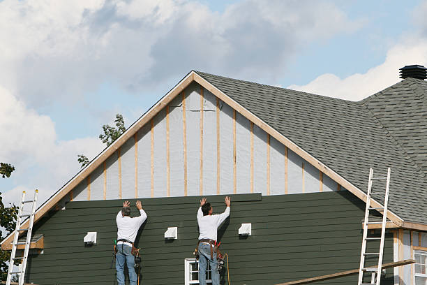Professional Emergency Siding Repair technician working in Kintnersville, PA